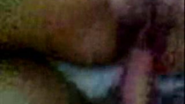 Вороноволоса безкоштовно скачати порно лисиця використовує свої ноги, щоб зробити член жорстким