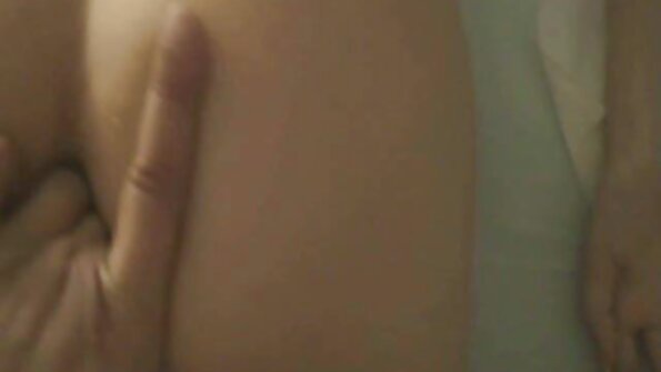 Дві дівчини використовують ремінець у лесбійському порно скачати безкоштовно відео
